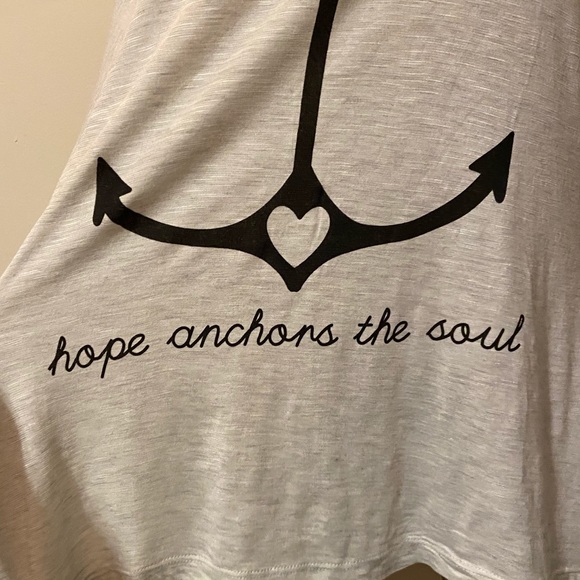 NWT Maurices Graphic T - Shirt - Picture 2 of 11